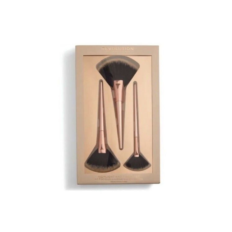 Makeup Revolution Highlight&Finish Set A set of 3 makeup brushes