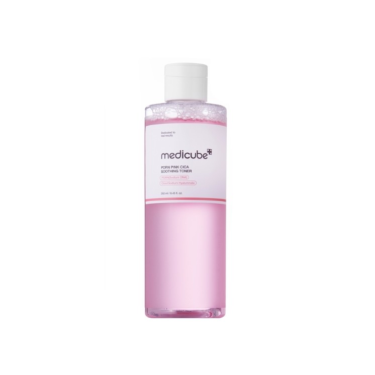 Medicube PDRN Pink Cica Soothing Toner Hydraterende en verhelderende gezichtstoner 250 ml